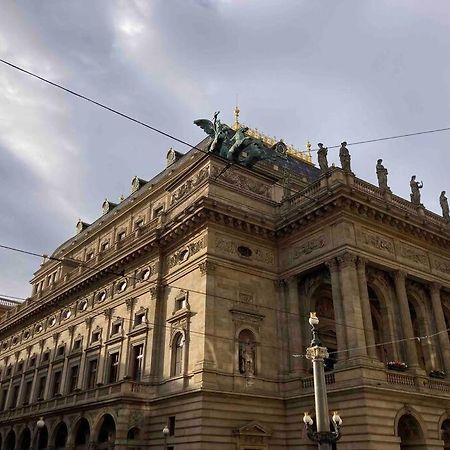 Sunny Flat In Center Of Prague Apartment ภายนอก รูปภาพ