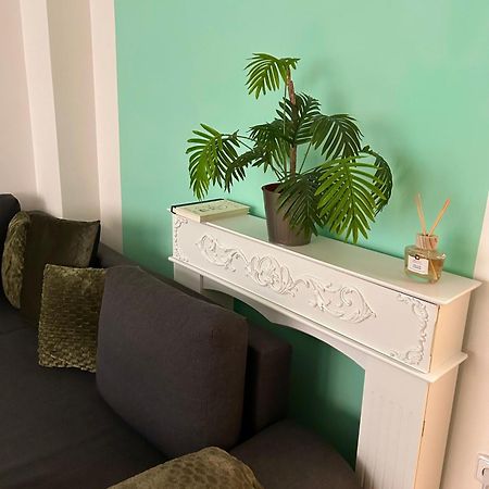 Sunny Flat In Center Of Prague Apartment ภายนอก รูปภาพ